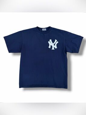 Vintage Majestic New York Yankees Derek Jeter T-Shirt Navy Size L/XL 90s Y2K MLB